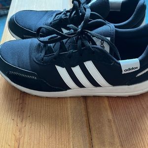 Adidas Women Cloudfoam Athletic Shoes